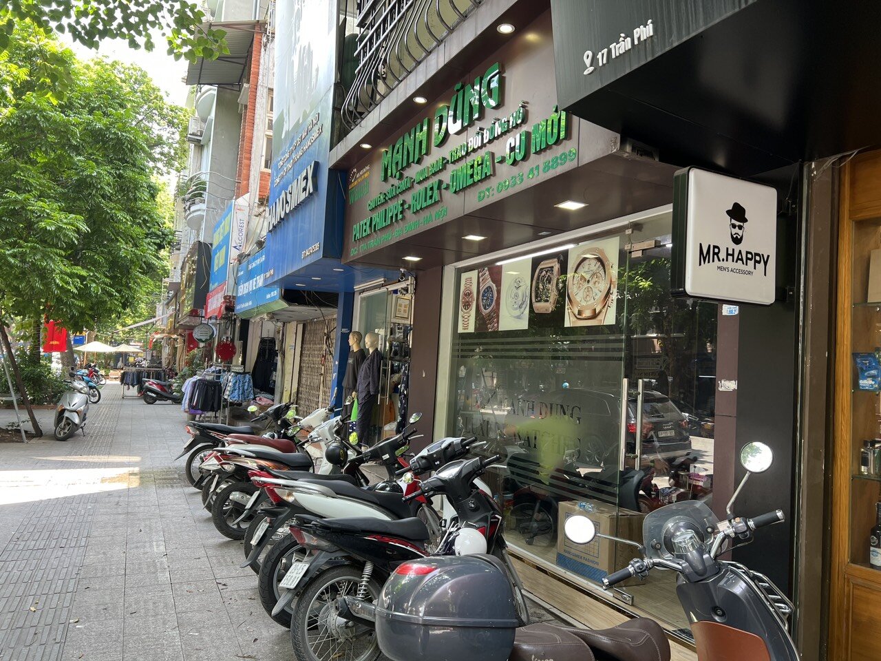 Cửa hàng đồng hồ Mạnh Dũng Luxury tại Hà Nội