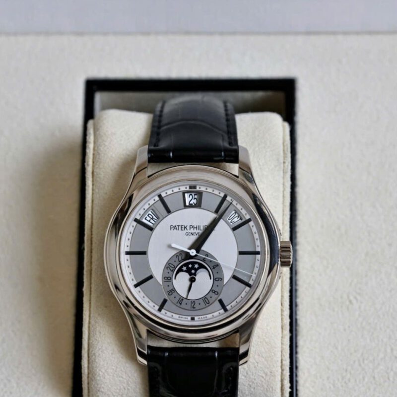 Patek Philippe Complications Annual Calendar Moonphase 5205G