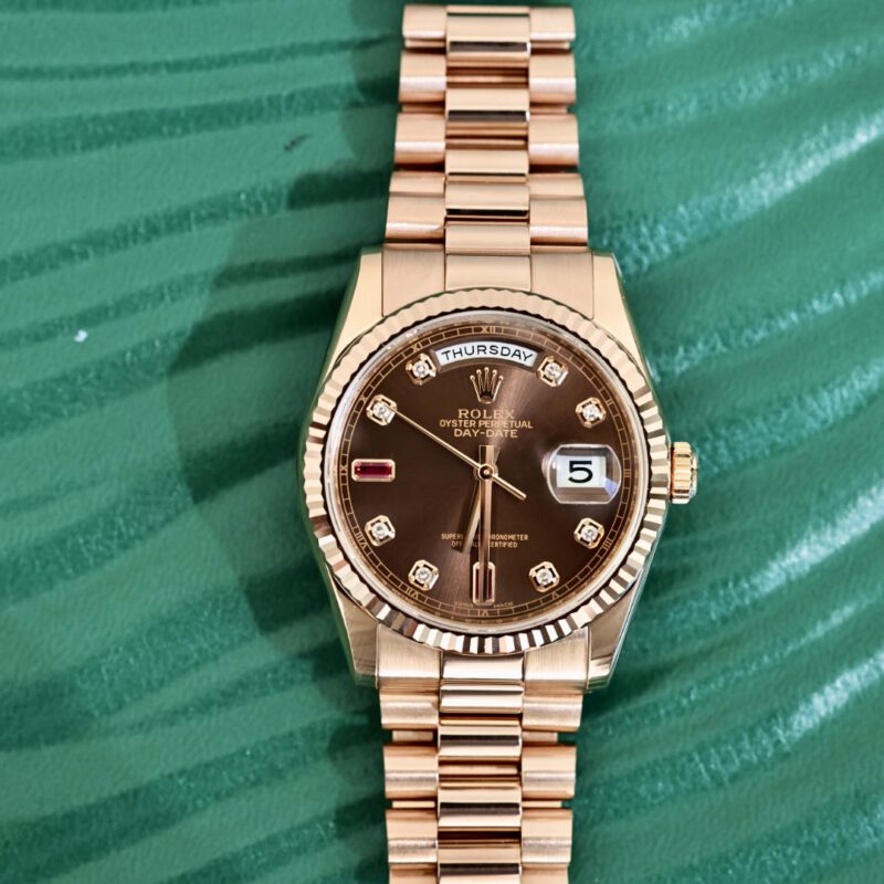 Đồng hồ Rolex DayDate 118285 vàng khối 18k