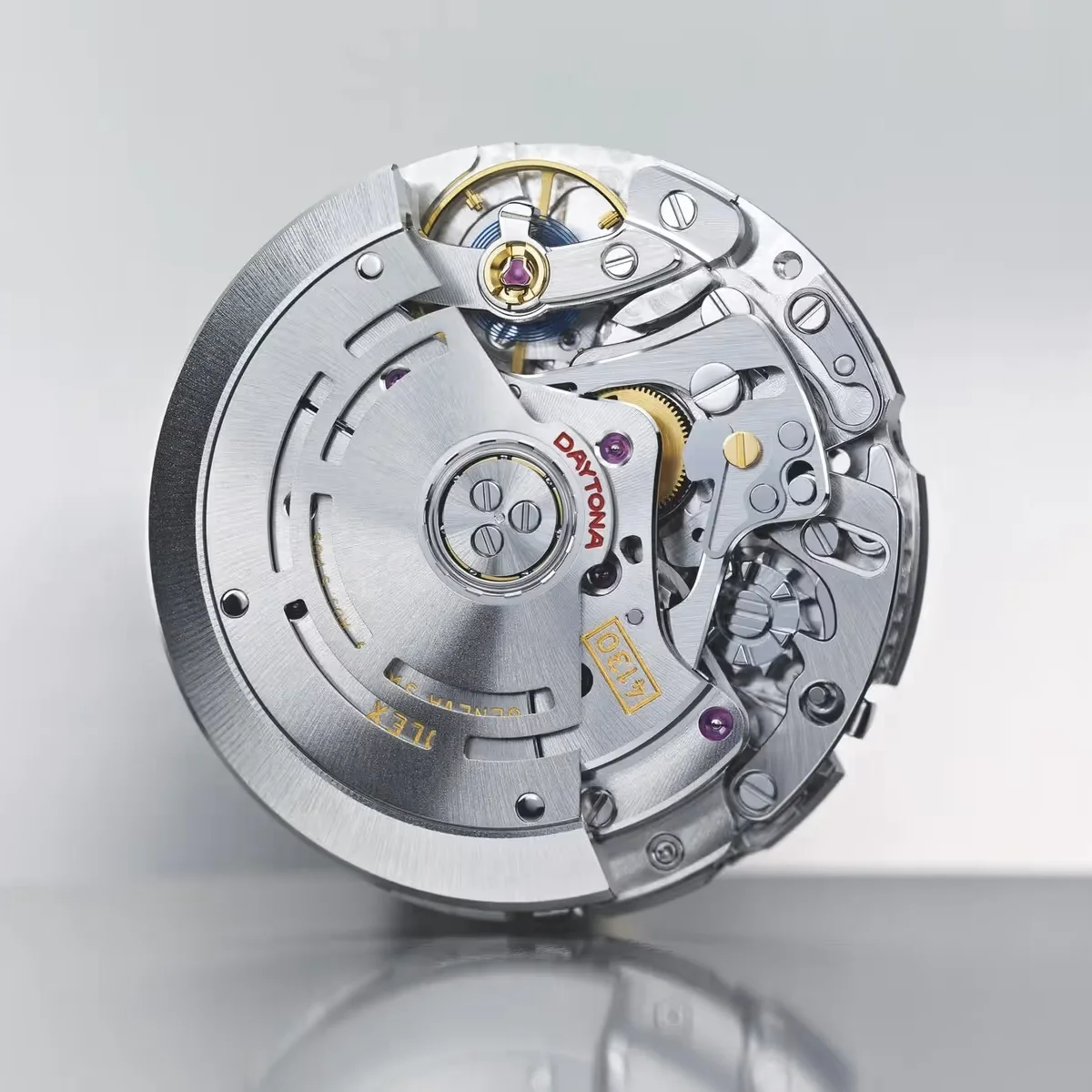 Bộ máy Rolex Calibre 4130: Bước Chuyển Mình Mạnh Mẽ