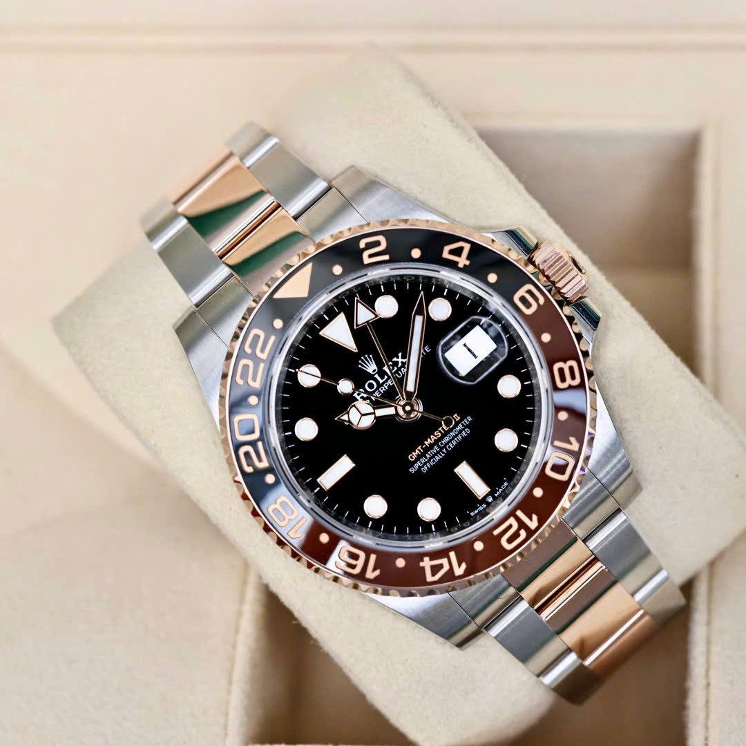 Tìm Kiếm Kiệt Tác Thời Gian Phản Ánh Dấu Ấn Của Riêng Bạn