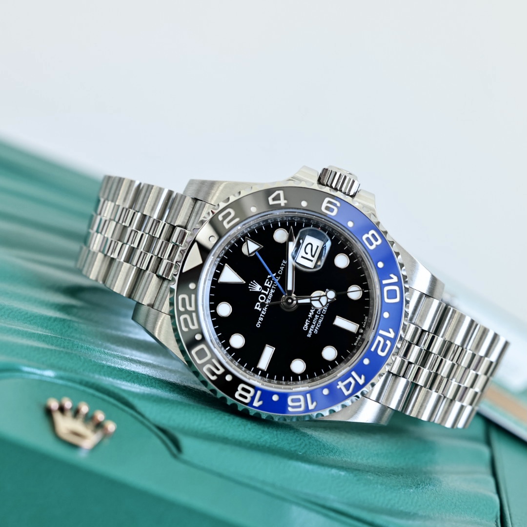 Nghệ Thuật "Ghép Đôi": Đồng Hồ Và Phong Cách Sống Của Bạn